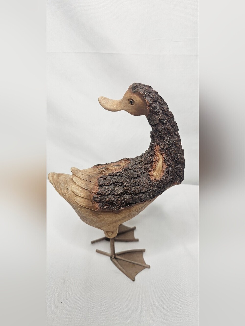 Rustic Faux Wood Resin Duck Figurine Metal Feet Bark Texture Cabin Decor 8" - Picture 3 of 7